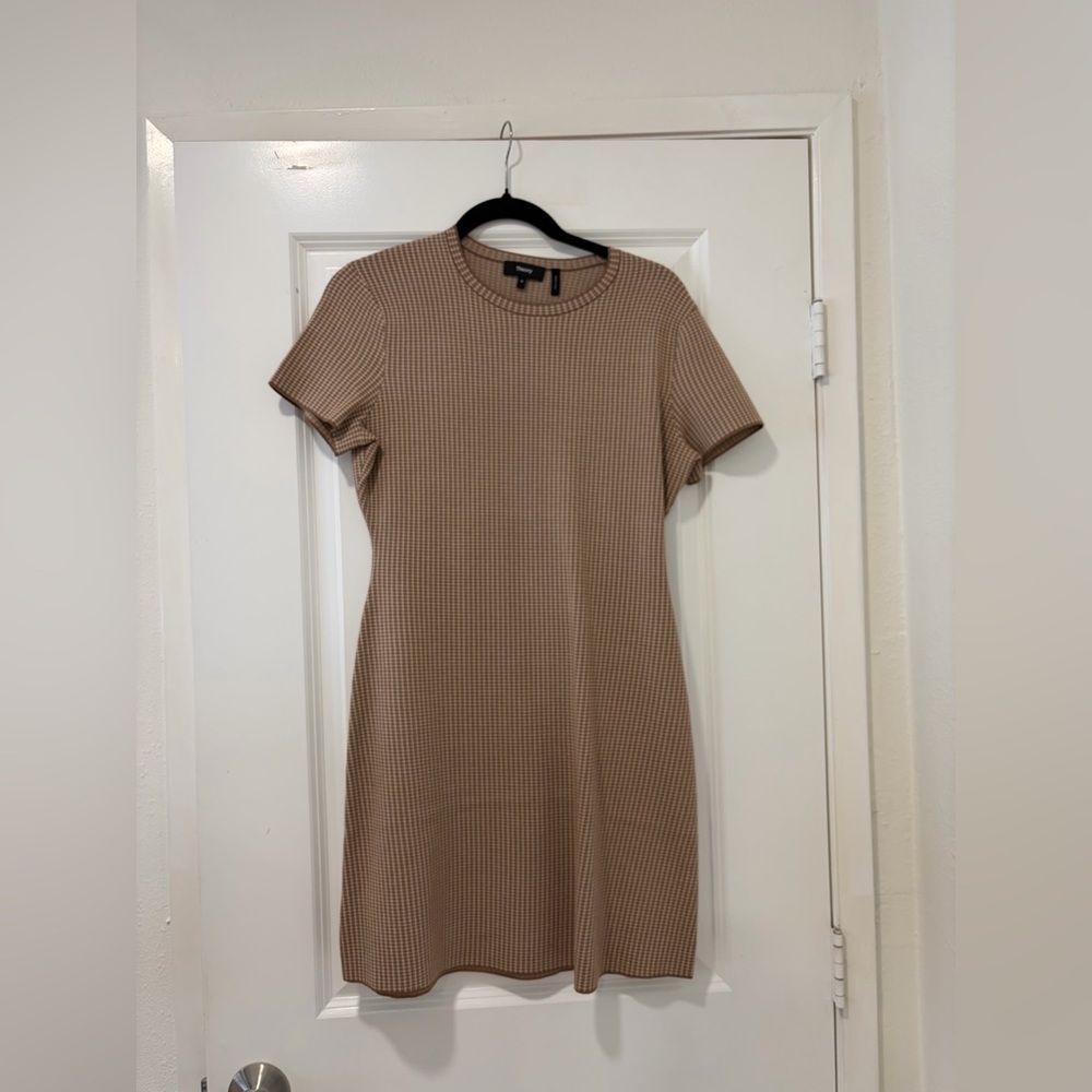 NWOT Theory Tan Houndstooth Dress